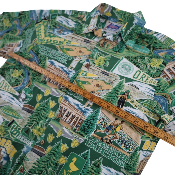 Vintage Reyn Spooner University of Oregon Ducks Allover Print Button Down Shirt - Picture 6 of 7